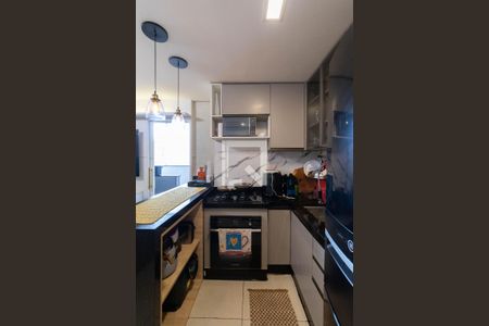 Sala e Cozinha de apartamento à venda com 2 quartos, 45m² em Vila Dalila, São Paulo