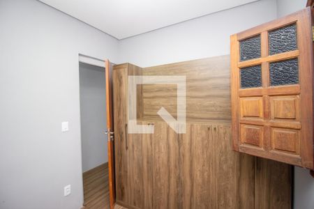 Quarto 2 de casa à venda com 3 quartos, 130m² em Kennedy, Contagem