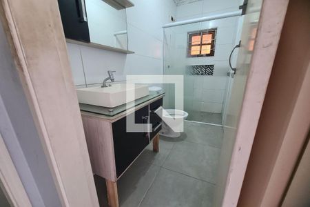 Banheiro da Suíte de casa para alugar com 2 quartos, 140m² em Conjunto Promorar Sapopemba, São Paulo