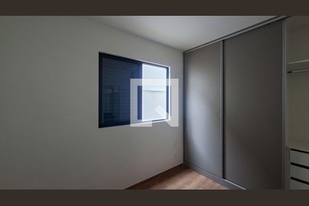 Quarto de apartamento para alugar com 3 quartos, 106m² em São Pedro, Belo Horizonte