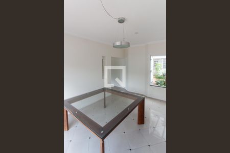 Sala de Jantar de casa para alugar com 4 quartos, 300m² em Vila Irmaos Arnoni, São Paulo