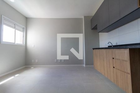 Sala e Cozinha de kitnet/studio para alugar com 1 quarto, 29m² em Vila Carrão, São Paulo