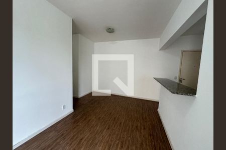 Sala de apartamento à venda com 2 quartos, 57m² em Vila Nossa Senhora da Escada, Barueri