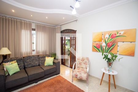 Sala de TV de casa à venda com 3 quartos, 248m² em Jardim Laguna, Contagem