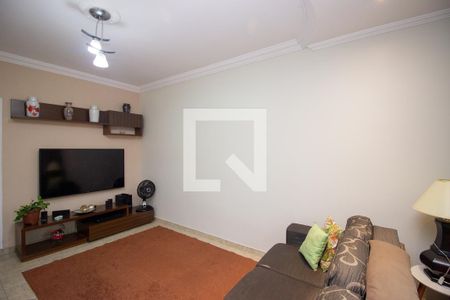 Sala de TV de casa à venda com 3 quartos, 248m² em Jardim Laguna, Contagem