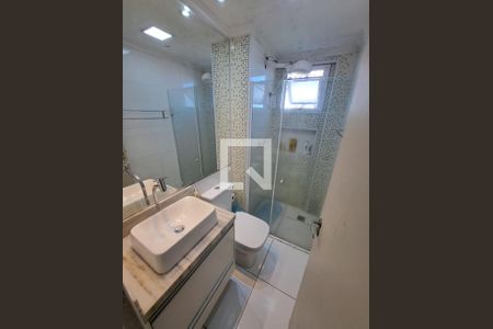 Banheiro de apartamento à venda com 2 quartos, 48m² em Padroeira, Osasco