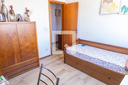 Quarto 2 de apartamento à venda com 3 quartos, 160m² em Heliópolis, Belo Horizonte