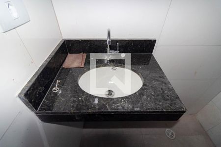 Banheiro de apartamento à venda com 1 quarto, 25m² em Quinta da Paineira, São Paulo