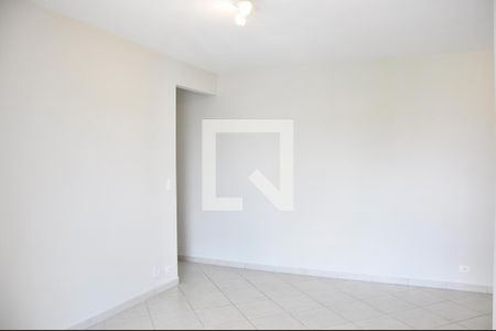 Detalhe - Sala e Sala de Jantar de apartamento à venda com 2 quartos, 63m² em Vila Mangalot, São Paulo