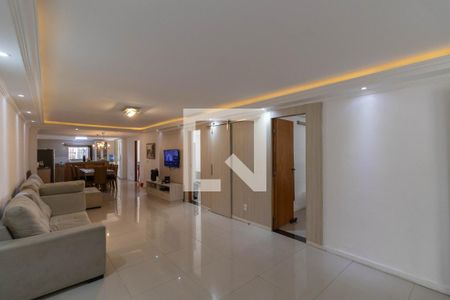 Sala e Cozinha de casa à venda com 4 quartos, 310m² em Jardim Santana, São Paulo