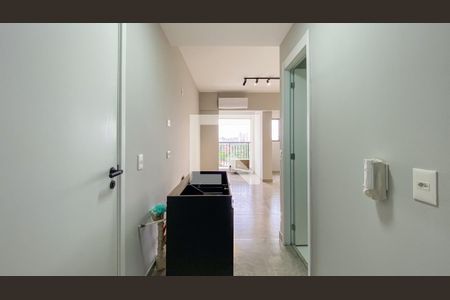 cozinha de kitnet/studio para alugar com 1 quarto, 31m² em Butantã, São Paulo