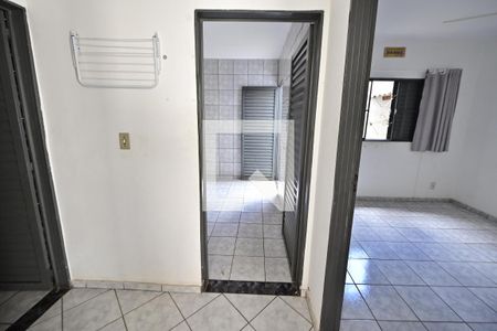 Corredor de apartamento para alugar com 2 quartos, 50m² em Setor Norte Ferroviario Ii, Goiânia