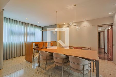 Sala de apartamento à venda com 4 quartos, 170m² em Belvedere, Belo Horizonte