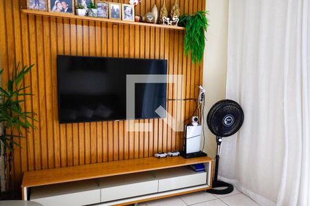 sala de casa à venda com 2 quartos, 210m² em Rochdale, Osasco