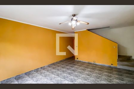 Sala de casa para alugar com 4 quartos, 500m² em Vila Ré, São Paulo