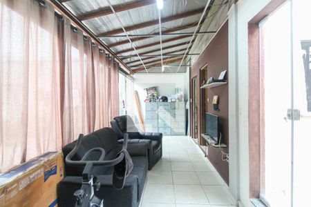 Casa para alugar com 3 quartos, 110m² em Vila Bancaria, São Paulo