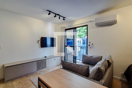 Sala de kitnet/studio para alugar com 1 quarto, 27m² em Perdizes, São Paulo