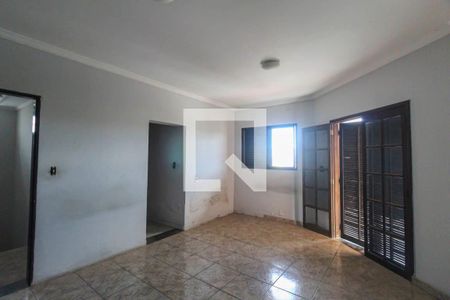 Casa à venda com 3 quartos, 200m² em Vila Industrial, São Paulo