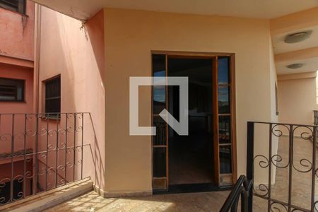 Casa à venda com 3 quartos, 200m² em Vila Industrial, São Paulo