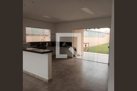 Casa de Condomínio para alugar com 3 quartos, 200m² em Parque Mirante da Mata, Cotia