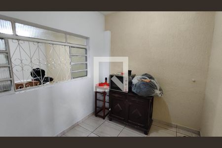 Antesala de casa para alugar com 3 quartos, 268m² em Tanquinho, Ferraz de Vasconcelos