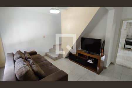Sala de estar de casa para alugar com 3 quartos, 268m² em Tanquinho, Ferraz de Vasconcelos