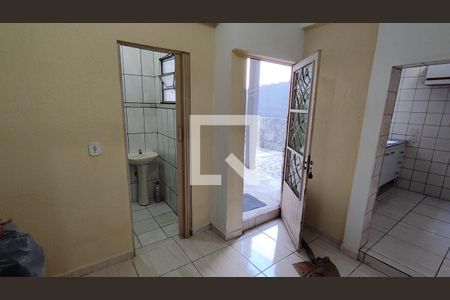 Antesala de casa para alugar com 3 quartos, 268m² em Tanquinho, Ferraz de Vasconcelos
