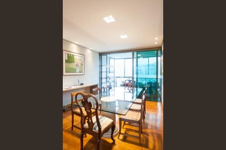 Sala de Jantar de apartamento à venda com 4 quartos, 270m² em Vila Castelo, Nova Lima