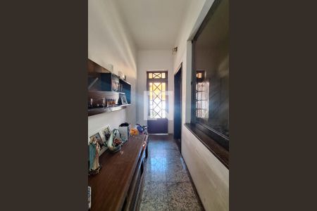 Hall de casa à venda com 4 quartos, 400m² em Ponta Dareia, Niterói