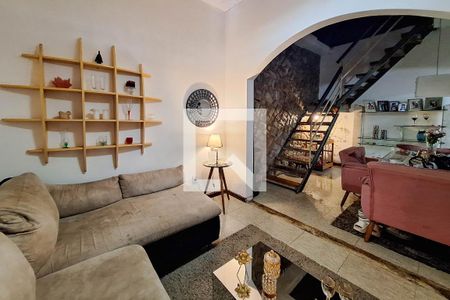 Sala de casa à venda com 4 quartos, 400m² em Ponta Dareia, Niterói