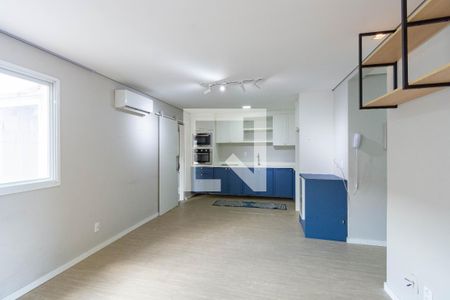 Casa de Condomínio à venda com 2 quartos, 70m² em Olaria, Canoas