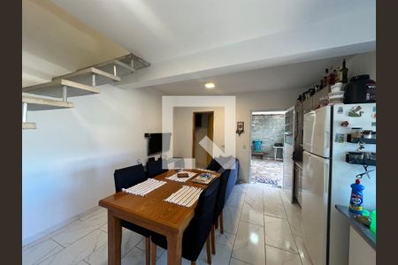 Sala/Cozinha de casa à venda com 5 quartos, 200m² em Vila Pouso Alegre, Barueri