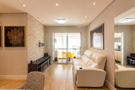 Sala de apartamento à venda com 3 quartos, 77m² em Vila Pirajussara, Osasco