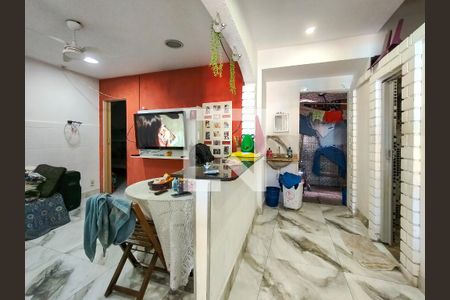 Sala de casa à venda com 4 quartos, 200m² em Rocha, Rio de Janeiro