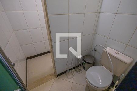 banheiro de casa para alugar com 5 quartos, 355m² em Enseada, Belo Horizonte