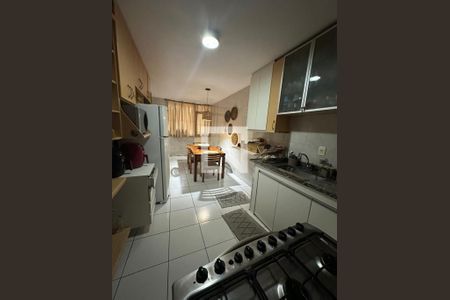 Cozinha de casa para alugar com 3 quartos, 360m² em Moquetá, Nova Iguaçu