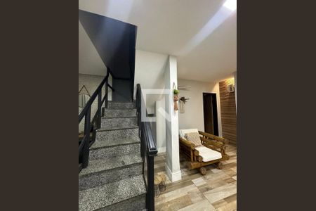 Sala de casa para alugar com 3 quartos, 360m² em Moquetá, Nova Iguaçu
