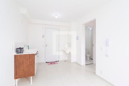 Sala/Cozinha de apartamento para alugar com 2 quartos, 32m² em Jardim Soares, São Paulo