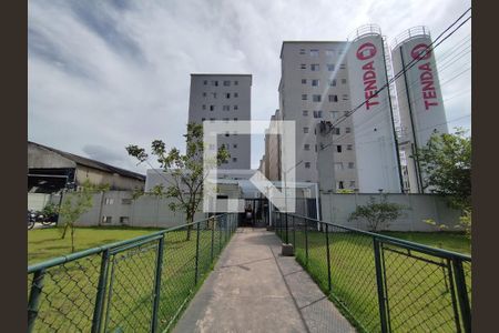 Fachada e portaria de apartamento à venda com 2 quartos, 40m² em Vila Cristalia, São Paulo