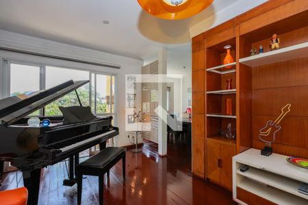 Sala de casa de condomínio para alugar com 4 quartos, 550m² em Jardim Morumbi, São Paulo