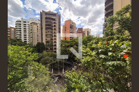 Apartamento para alugar com 3 quartos, 242m² em Indianópolis, São Paulo