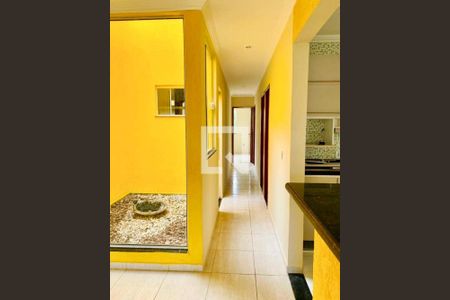 Corredor de casa para alugar com 3 quartos, 300m² em Itaipuaçu, Maricá