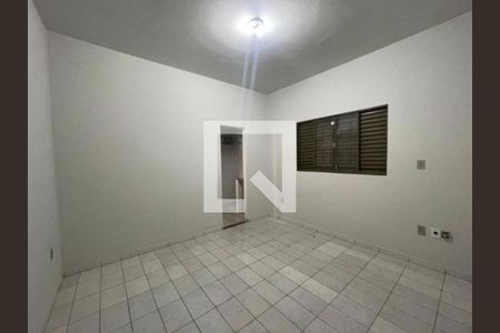 quarto 2 de casa para alugar com 3 quartos, 170m² em Brasil, Uberlândia