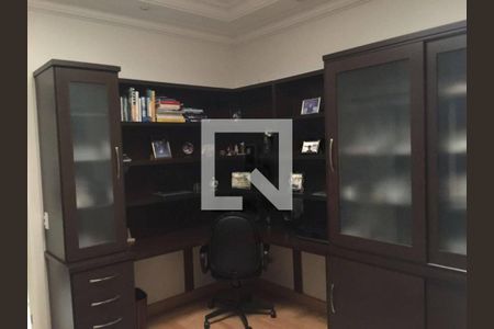 Casa à venda com 4 quartos, 700m² em Alphaville Residencial Um, Barueri