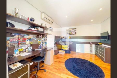 Casa à venda com 4 quartos, 585m² em Alphaville, Santana de Parnaíba