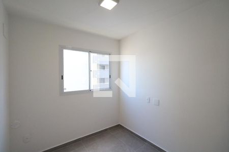 Quarto 1 de apartamento à venda com 2 quartos, 41m² em Canhema, Diadema