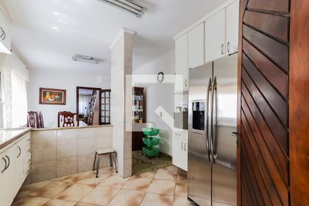 Casa à venda com 4 quartos, 165m² em Cidade São Francisco, São Paulo