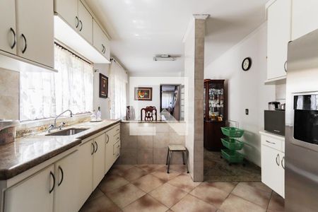 Casa à venda com 4 quartos, 165m² em Cidade São Francisco, São Paulo