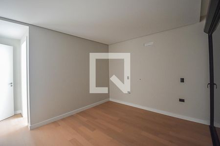 Quarto Suíte de casa de condomínio à venda com 4 quartos, 680m² em Parque Terra Nova Ii, São Bernardo do Campo