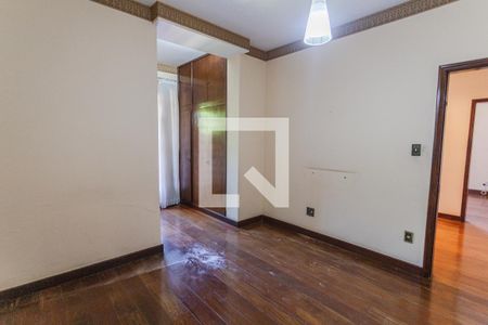 Suíte de casa à venda com 5 quartos, 360m² em Santa Ines, Belo Horizonte